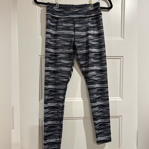 Youth leggings.  Excellent condition